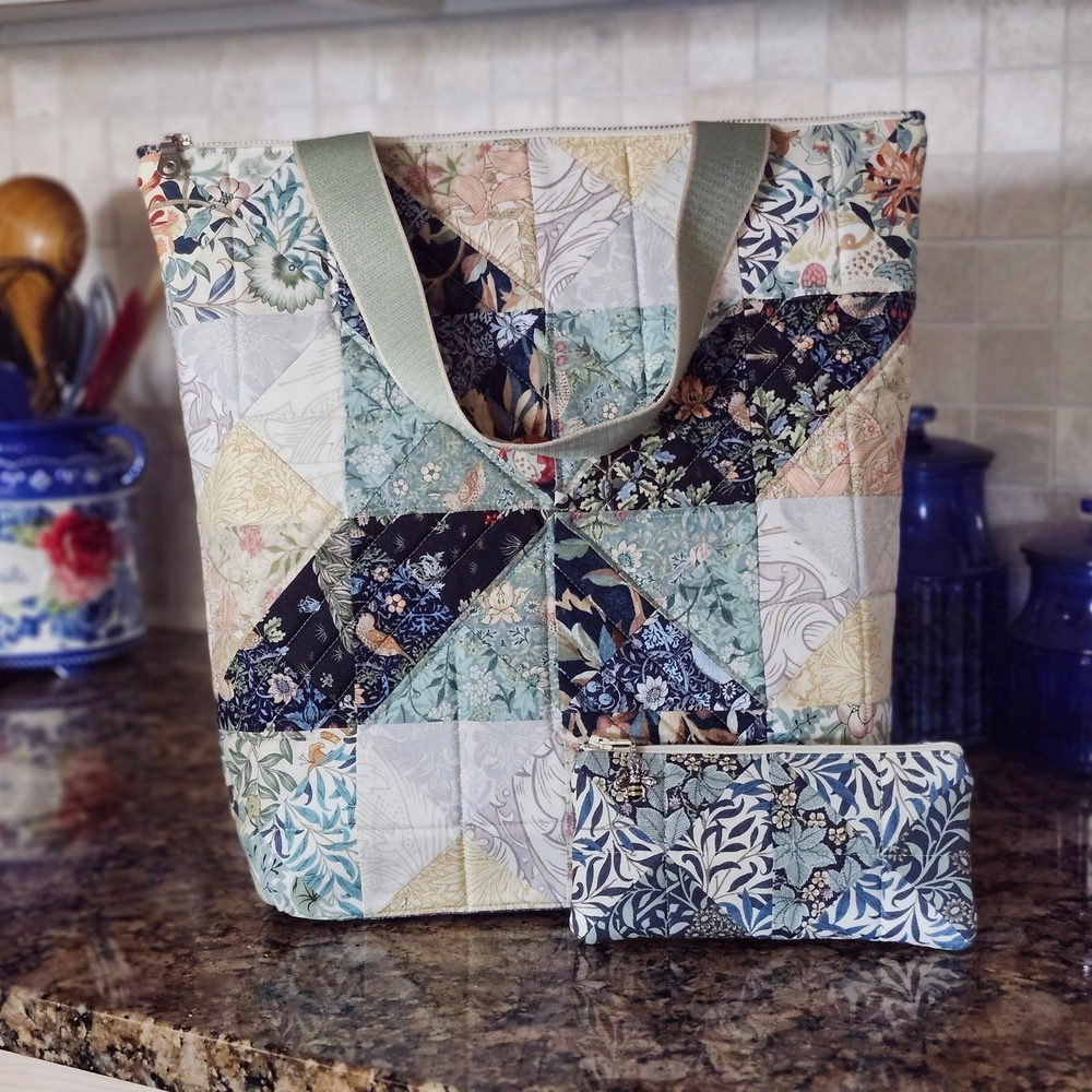 NEW Quilted Patchwork Tote and Wallet Set